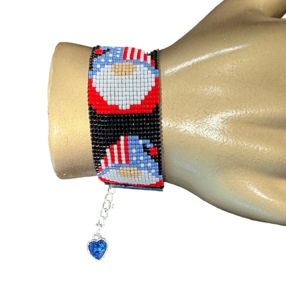 Handcrafted patriotic gnome beaded loom bracelet adjustable w/ blue heart charm - Picture 5 of 7